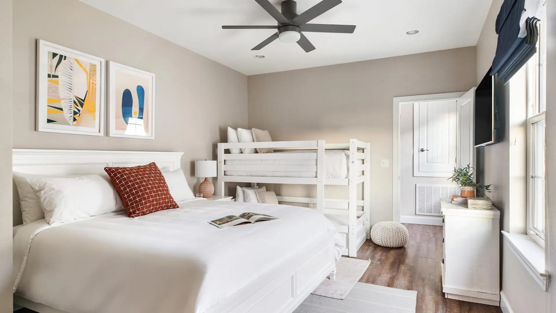 Miramar Dream House Fully Stocked Home W Pool Hot Tub Near Beach Destin 0*,  United States